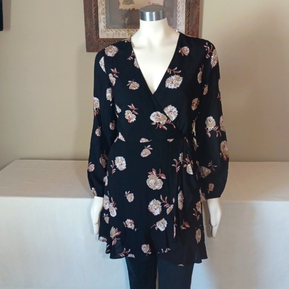 Size S/M Everly Kimono/Robe/Wrap Dress